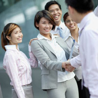 Giao tiếp công sở nên biết