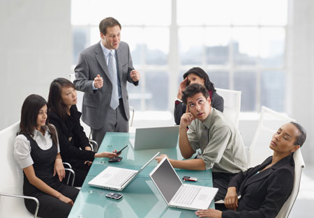 Những điều bạn làm đồng nghiệp “phát điên”